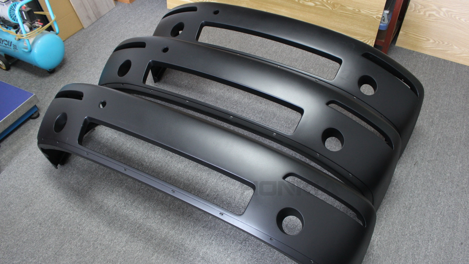 reaction injection molded car bumpers.jpg reaction injection molded car bumpers.jpg