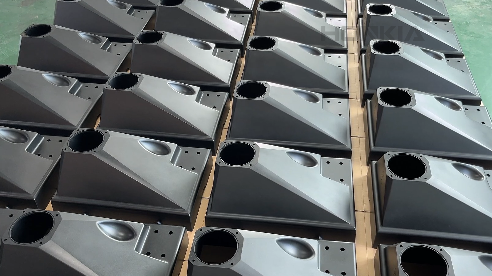 reaction injection molding big enclosures.png reaction injection molding big enclosures.png